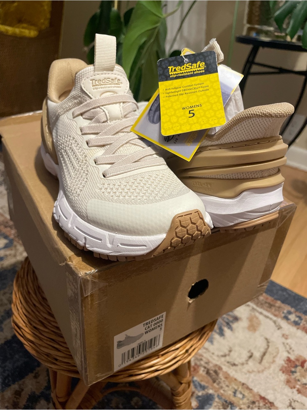 NWT TredSafe Coil On Edge Slip Resistant Shoes